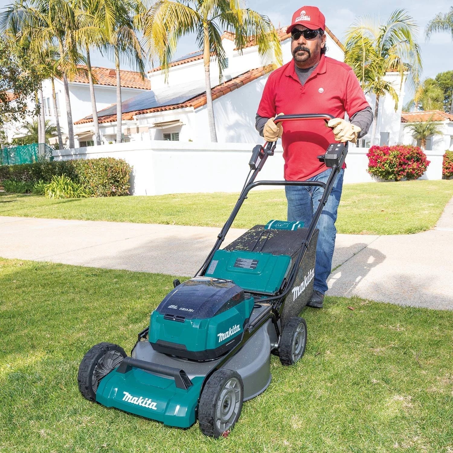 21 in. 18-Volt X2 (36-Volt) LXT Lithium-Ion Cordless Walk Behind Self Propelled Lawn Mower Kit with 4 Batteries (5.0 Ah)